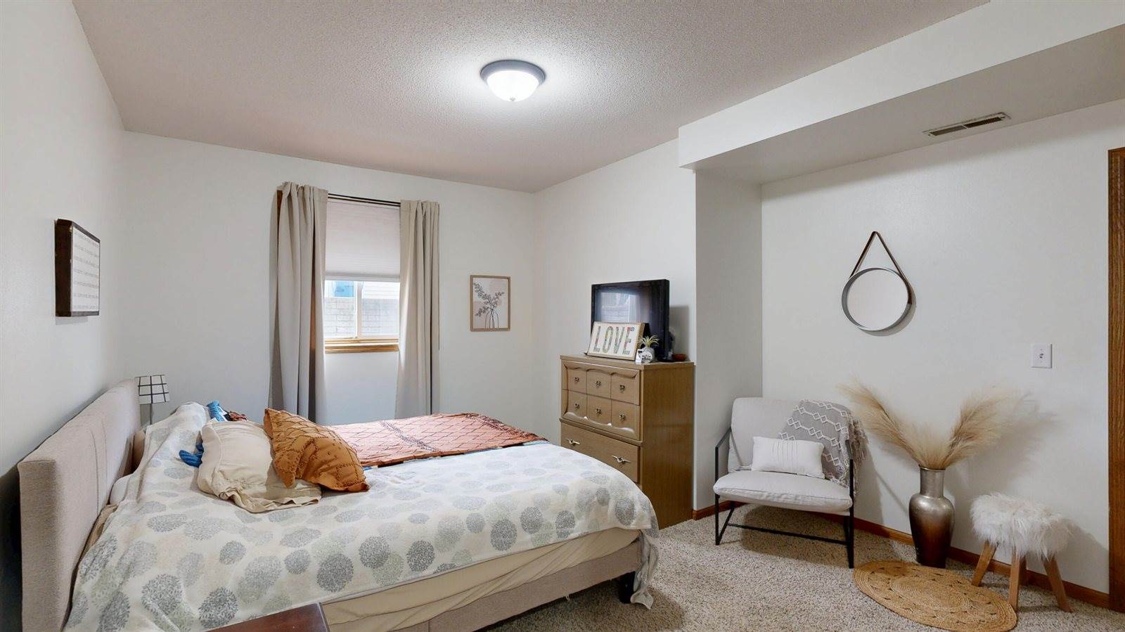 1333 East Ave North, Onalaska, WI 54650