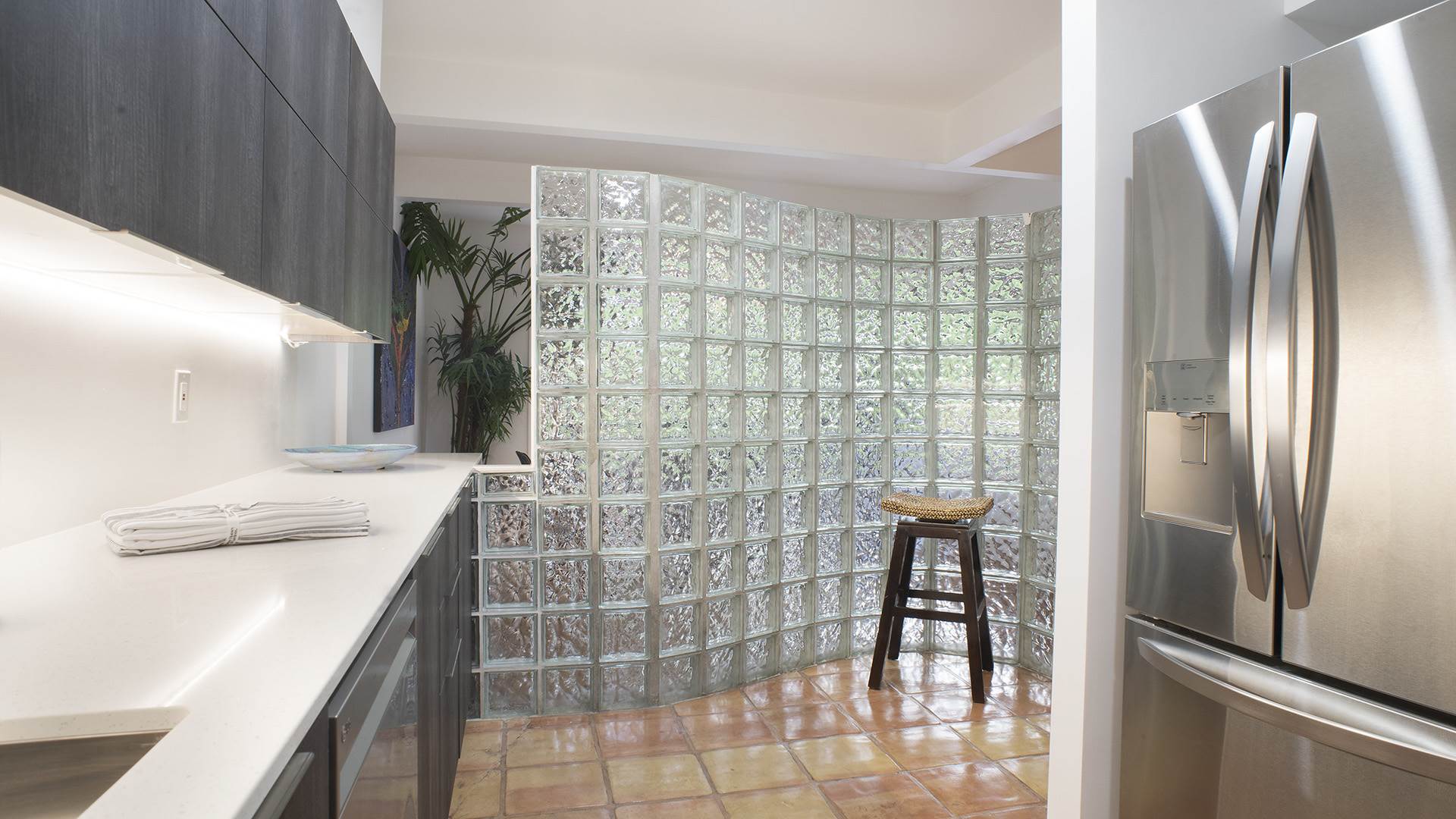 559 South Mountain View Drive, Palm Springs, CA 92264