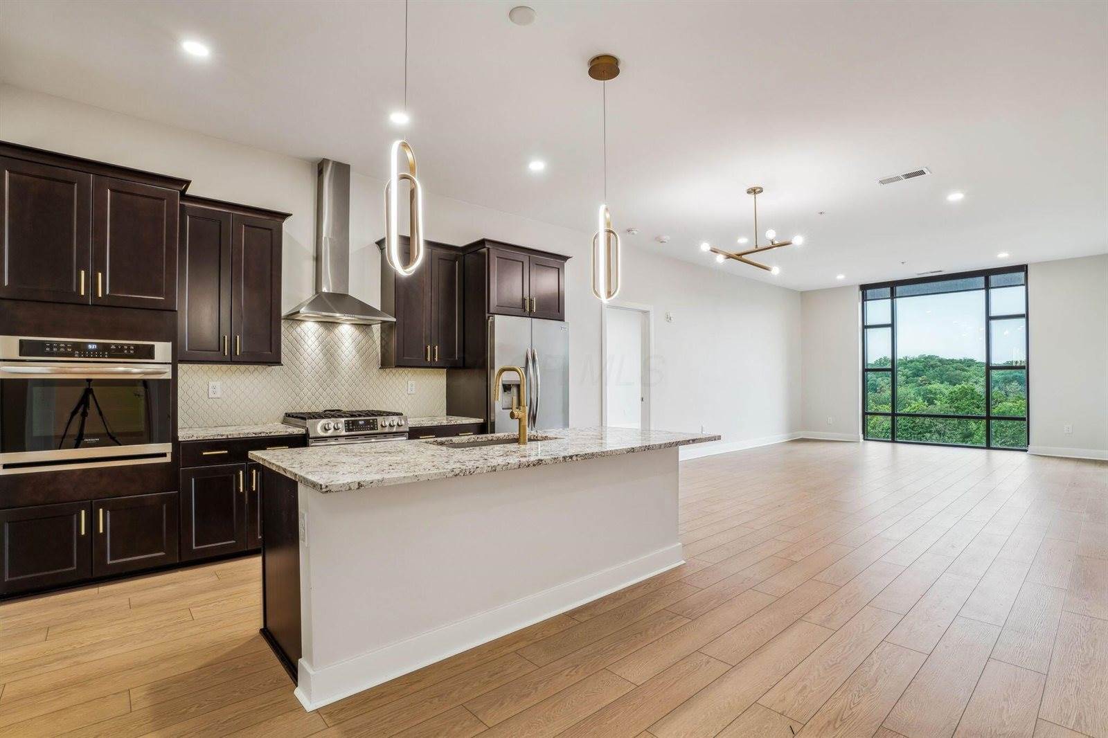 6745 Longshore Street, Dublin, OH 43017