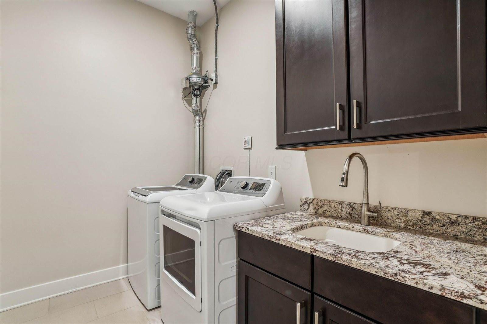 6745 Longshore Street, Dublin, OH 43017