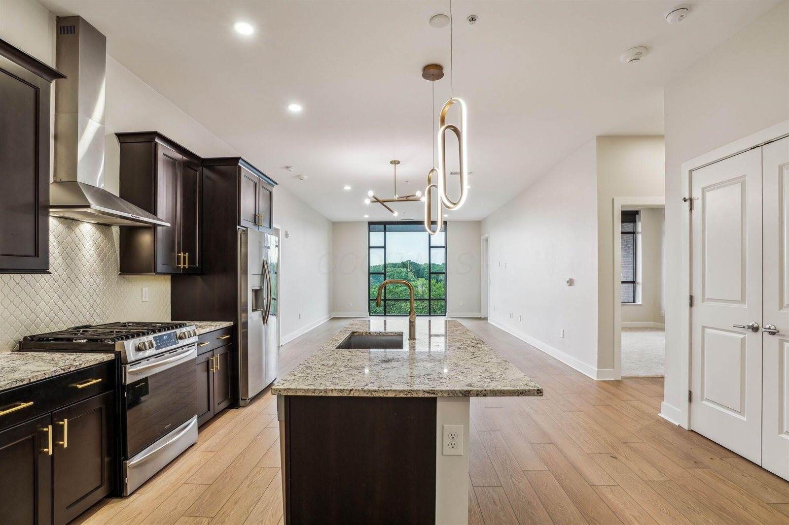 6745 Longshore Street, Dublin, OH 43017