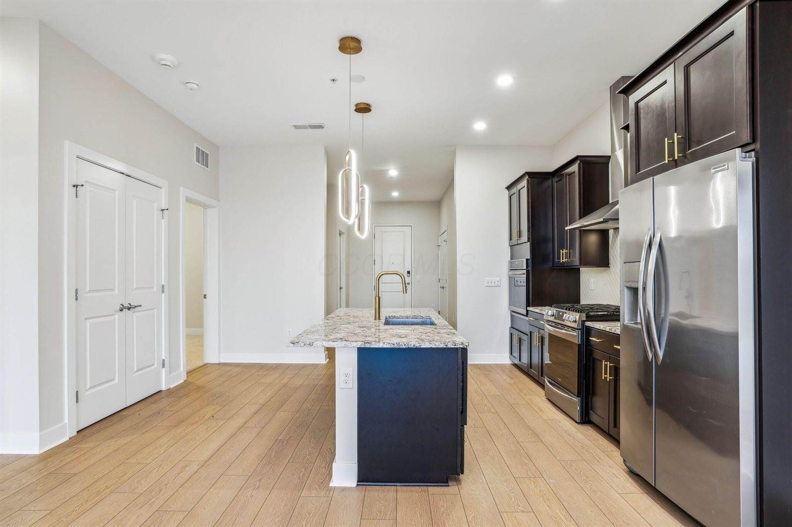 6745 Longshore Street, Dublin, OH 43017