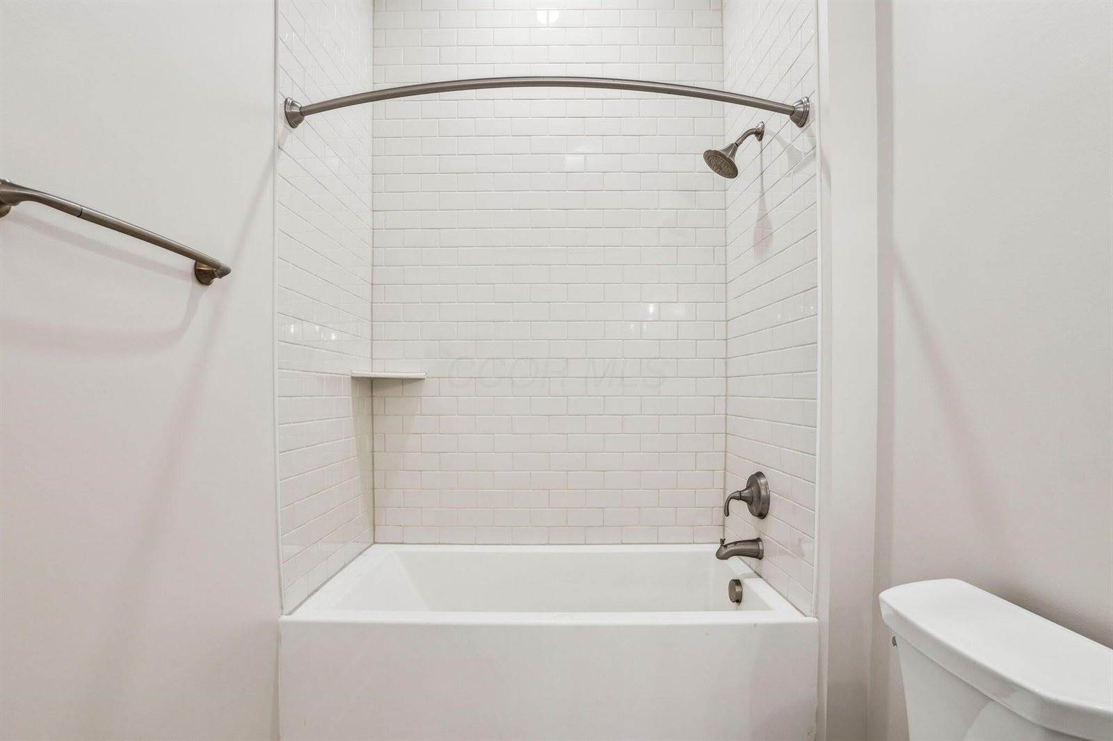 6745 Longshore Street, Dublin, OH 43017