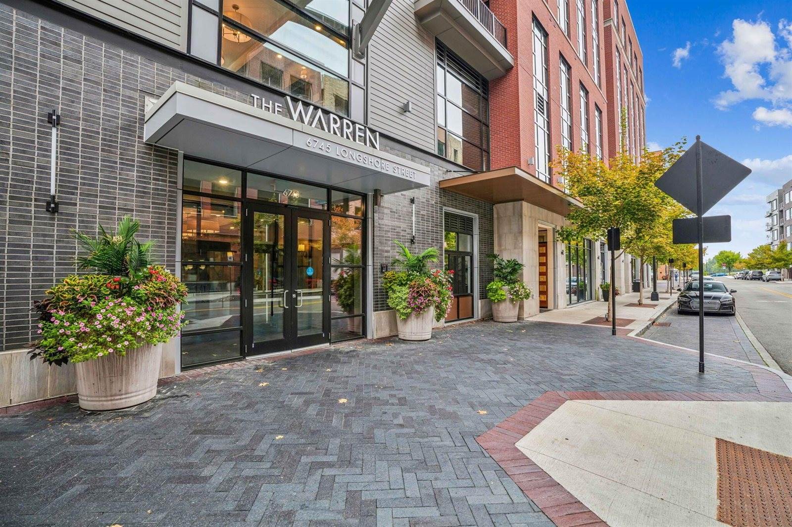 6745 Longshore Street, Dublin, OH 43017