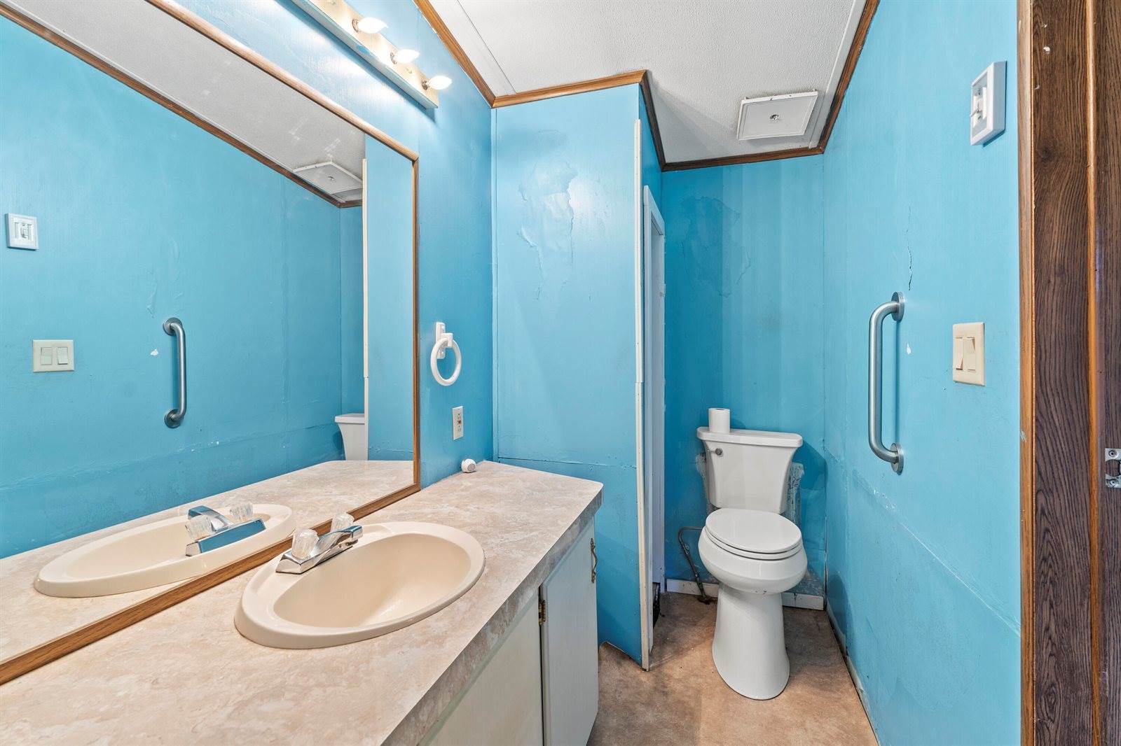 469 Center Road, Garland, ME 04939
