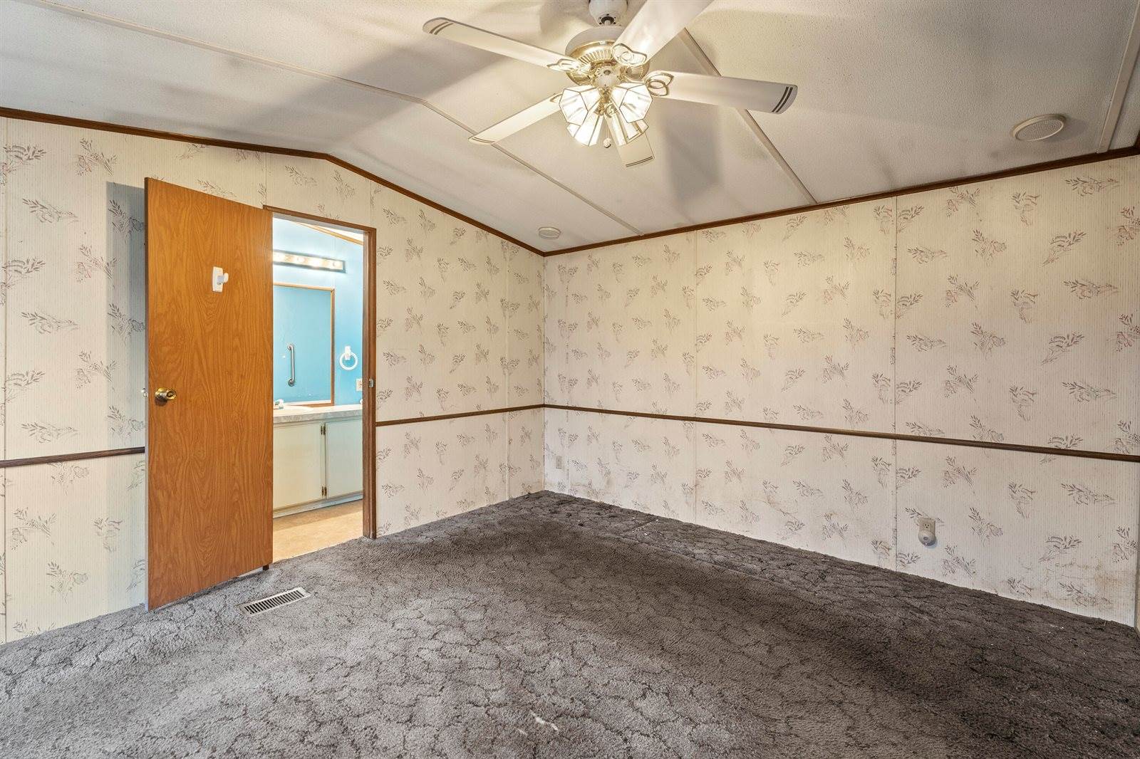 469 Center Road, Garland, ME 04939