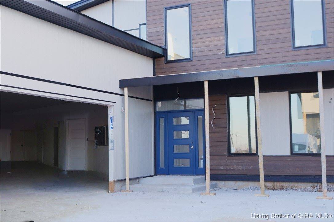 1020 Ridgeview Drive, Jeffersonville, IN 47130