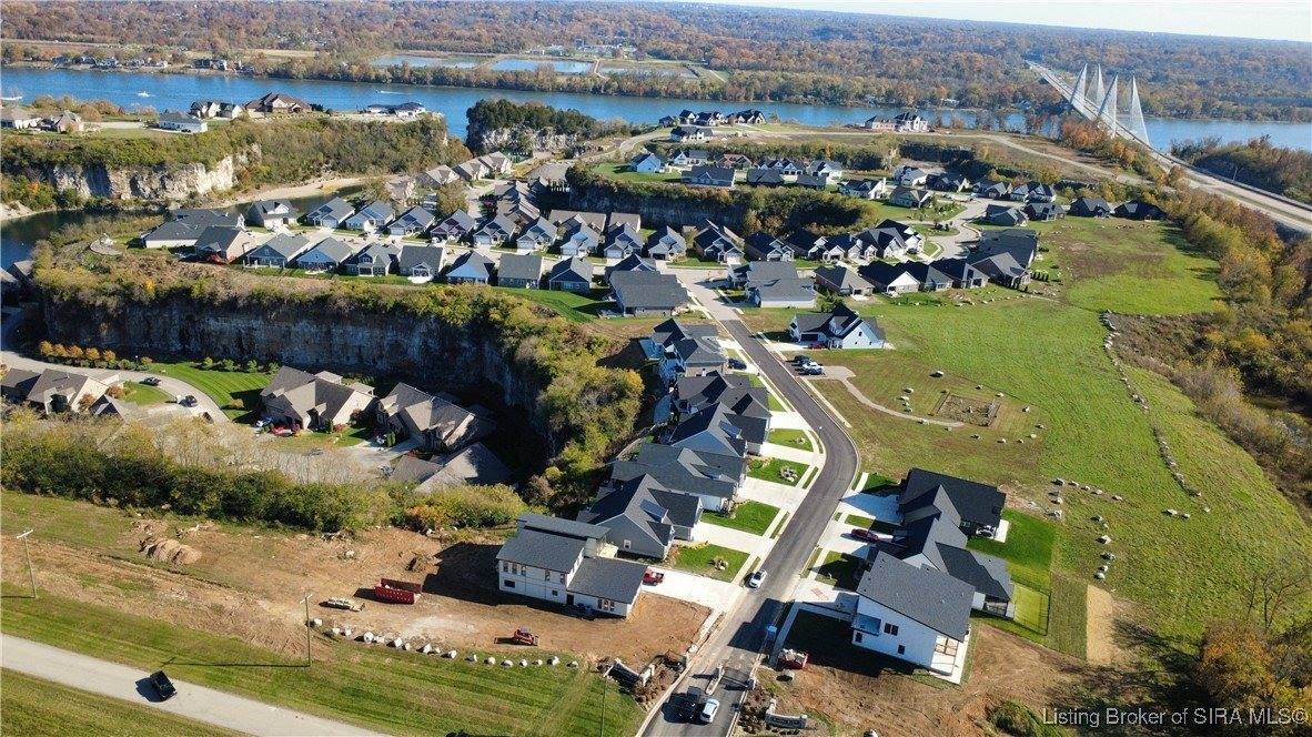 1020 Ridgeview Drive, Jeffersonville, IN 47130