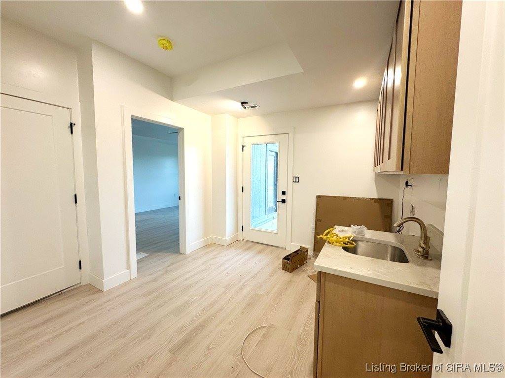 1019 Ridgeview Drive, Jeffersonville, IN 47130