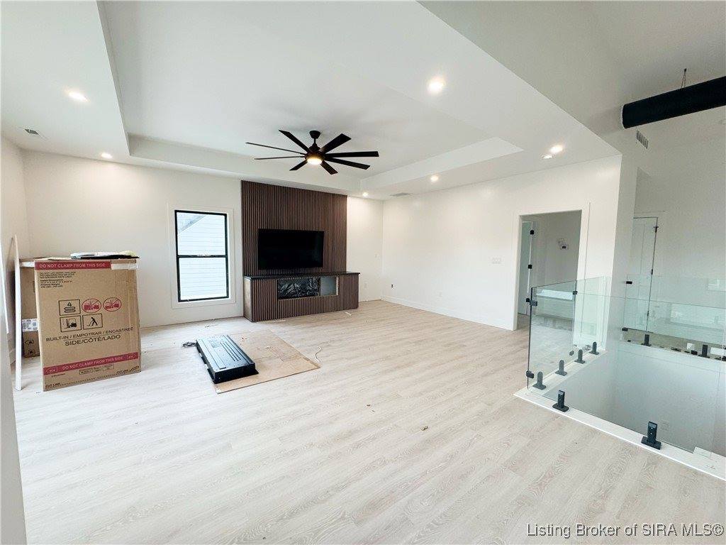 1019 Ridgeview Drive, Jeffersonville, IN 47130