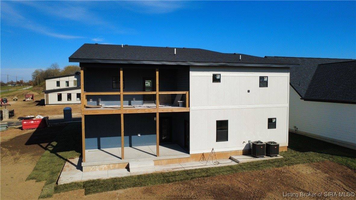 1019 Ridgeview Drive, Jeffersonville, IN 47130