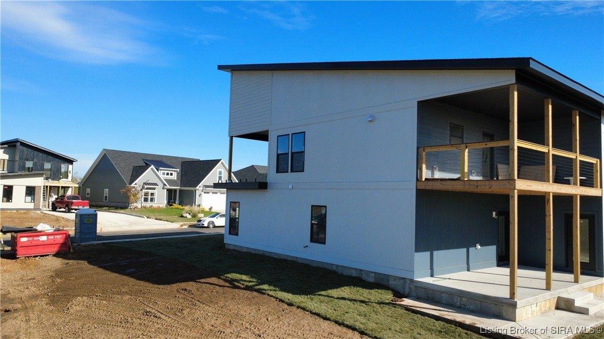 1019 Ridgeview Drive, Jeffersonville, IN 47130