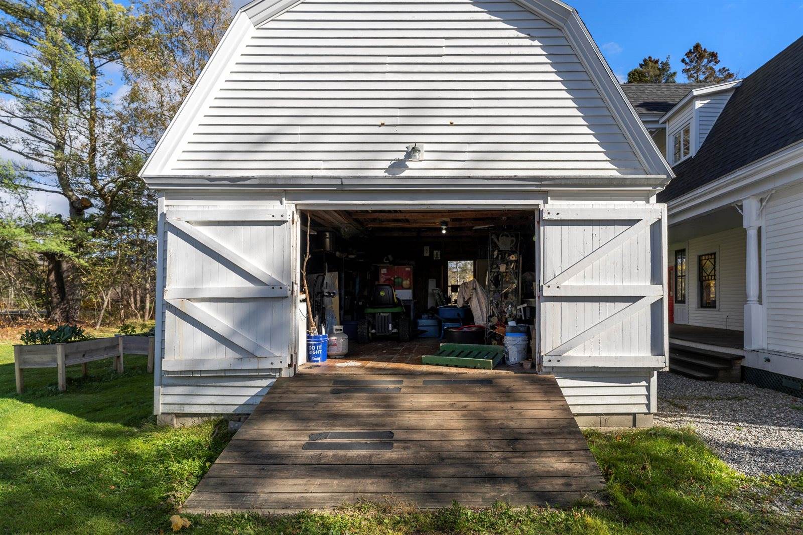 29 Navy Street, Searsport, ME 04974