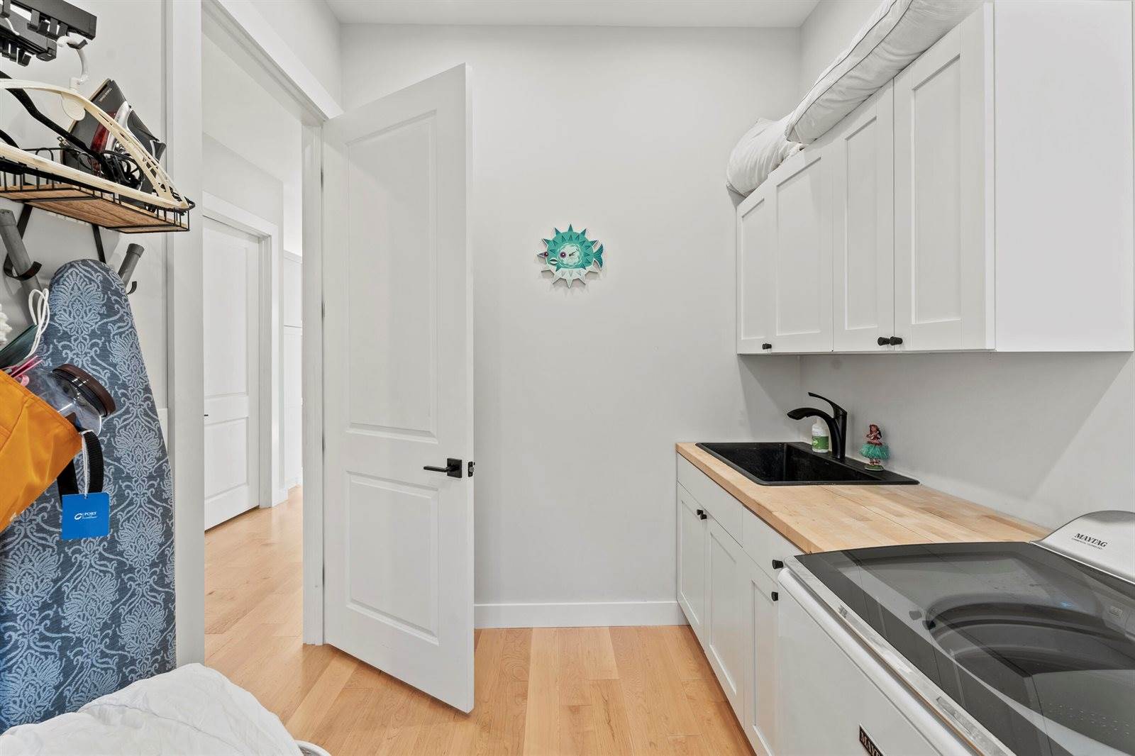 29 Navy Street, Searsport, ME 04974