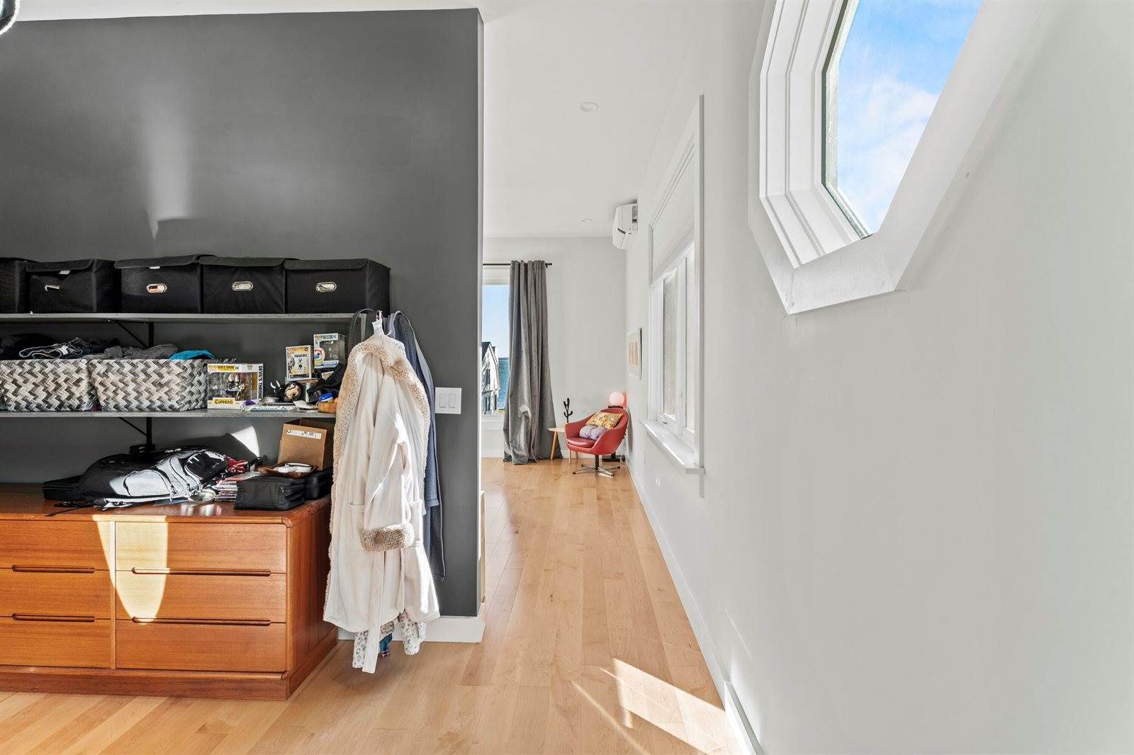 29 Navy Street, Searsport, ME 04974