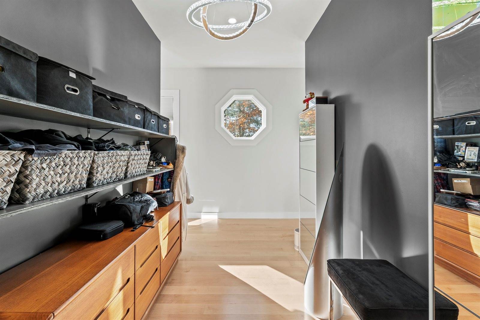 29 Navy Street, Searsport, ME 04974