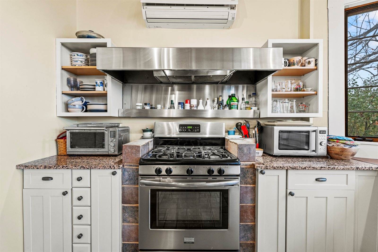 443 Mann Hill Road, Holden, ME 04429