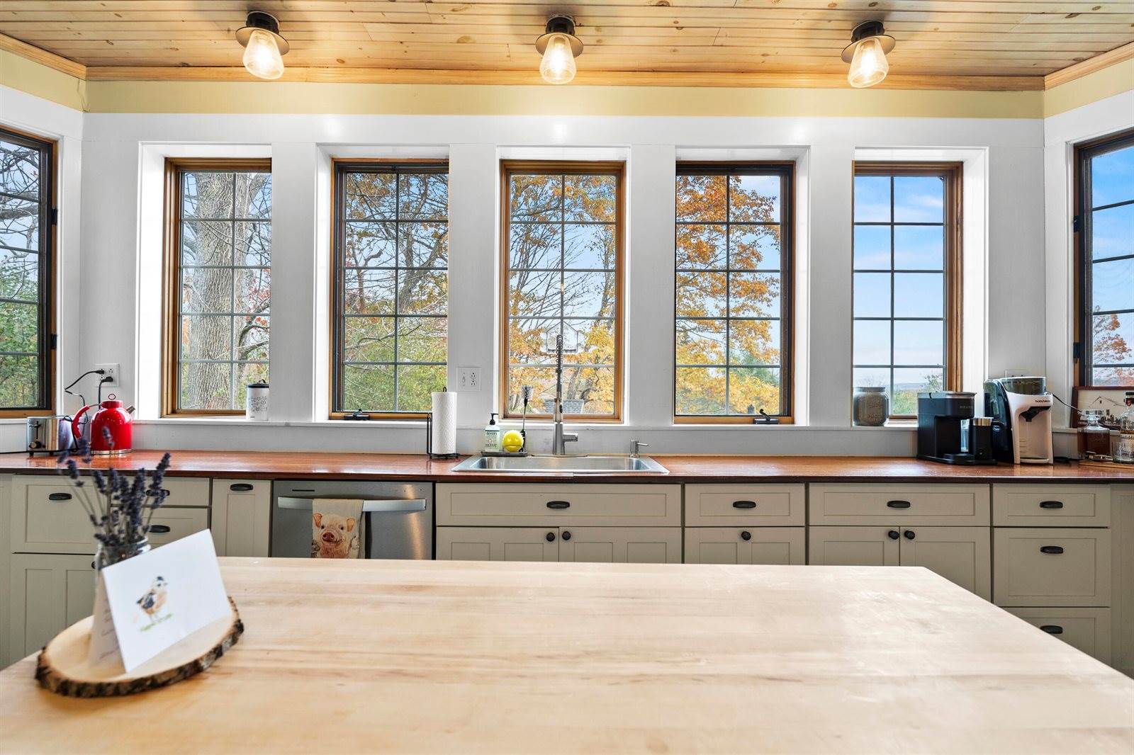 443 Mann Hill Road, Holden, ME 04429