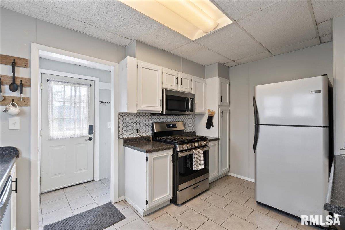 1658 West Lombard Street, Davenport, IA 52804