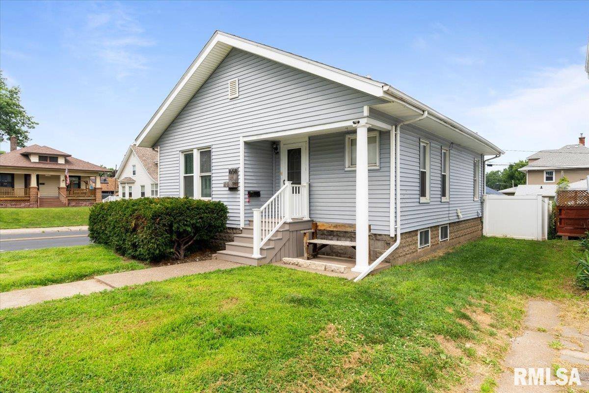 1658 West Lombard Street, Davenport, IA 52804