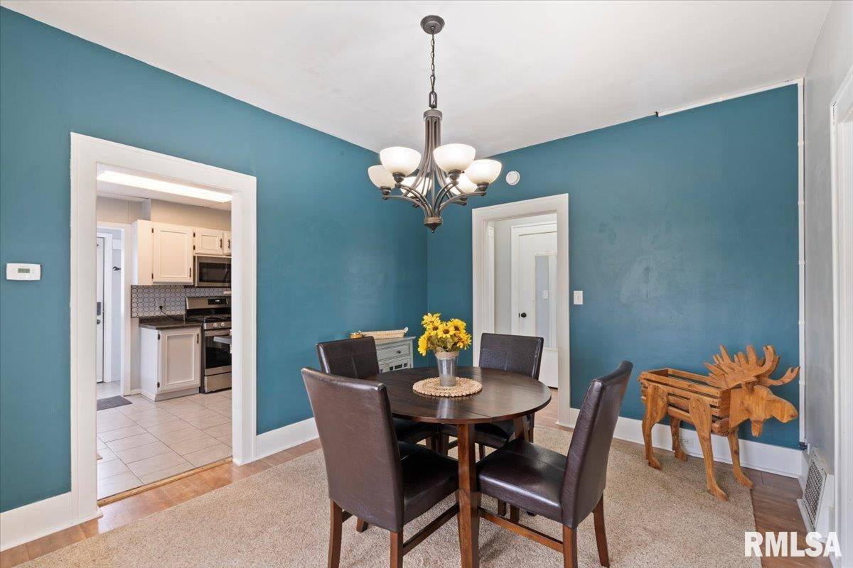 1658 West Lombard Street, Davenport, IA 52804