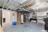 1658 West Lombard Street, Davenport, IA 52804