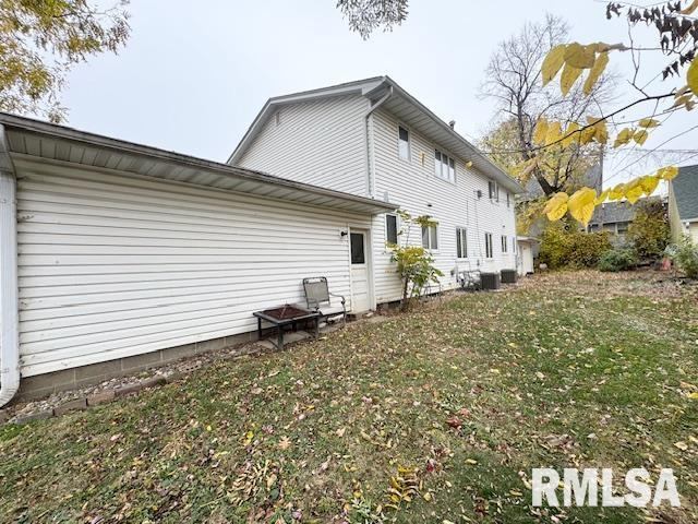 2948 14TH Avenue, Rock Island, IL 61201