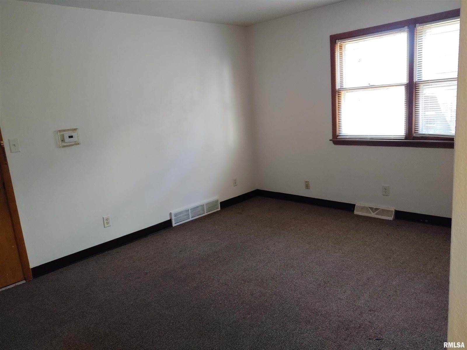 1727 9TH Avenue, Moline, IL 61265