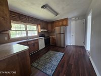 415 Highland Drive, Clinton, TN 37716