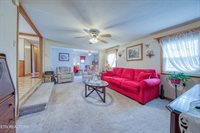 219 Davis Rd, LaFollette, TN 37766