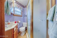 219 Davis Rd, LaFollette, TN 37766