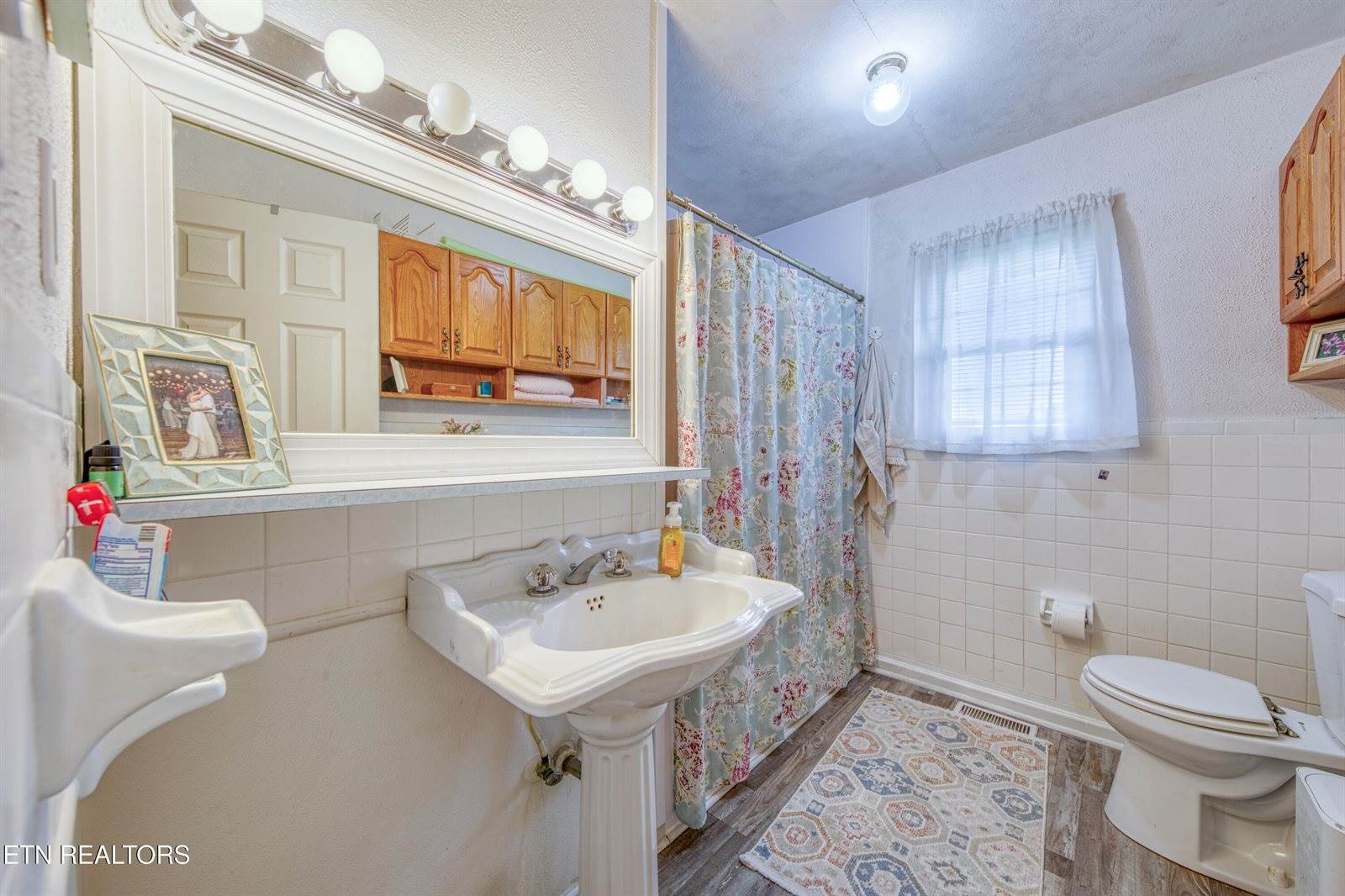 8600 Tervada Drive, Knoxville, TN 37931