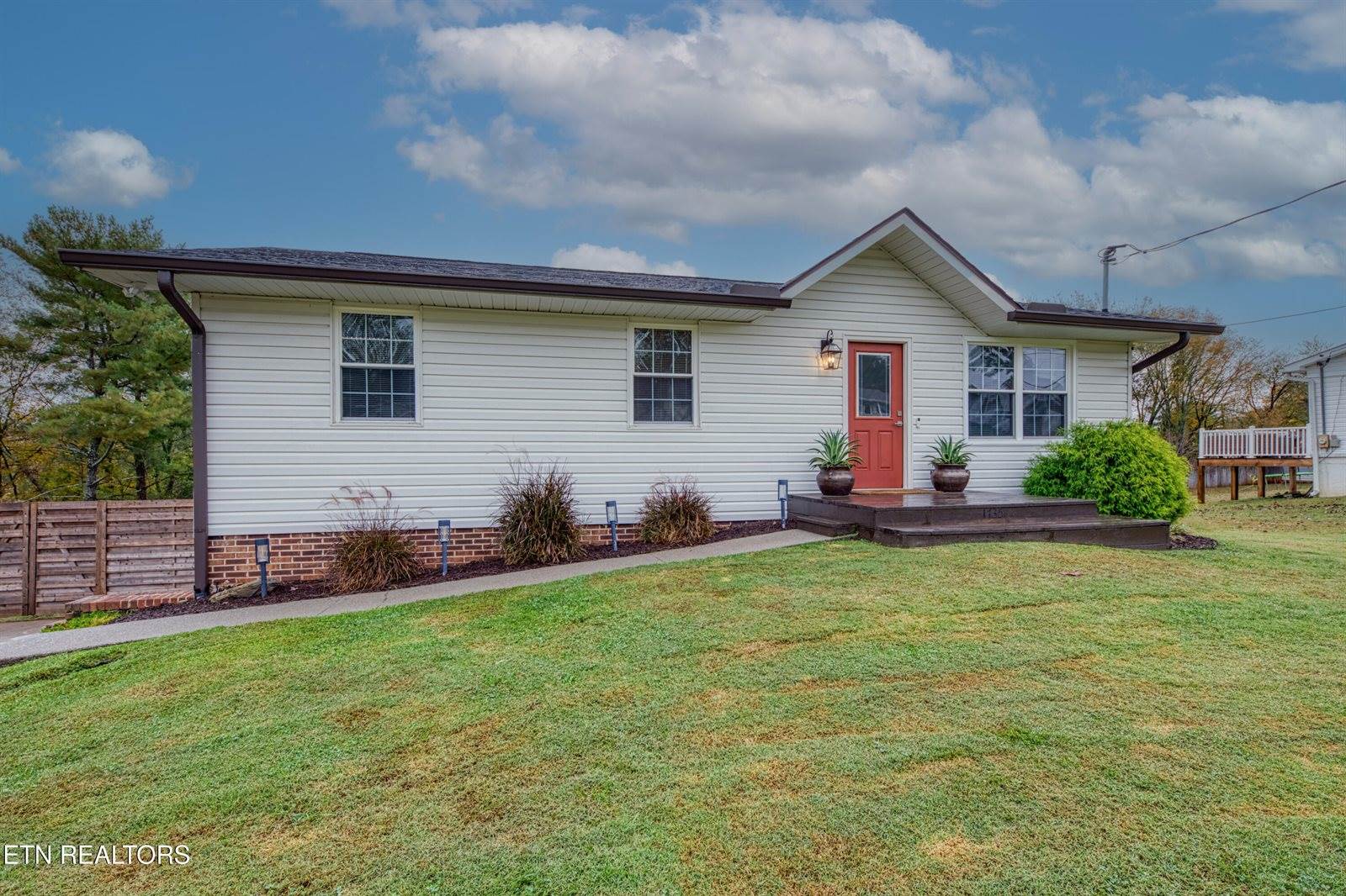 1735 Scott Drive, Louisville, TN 37777