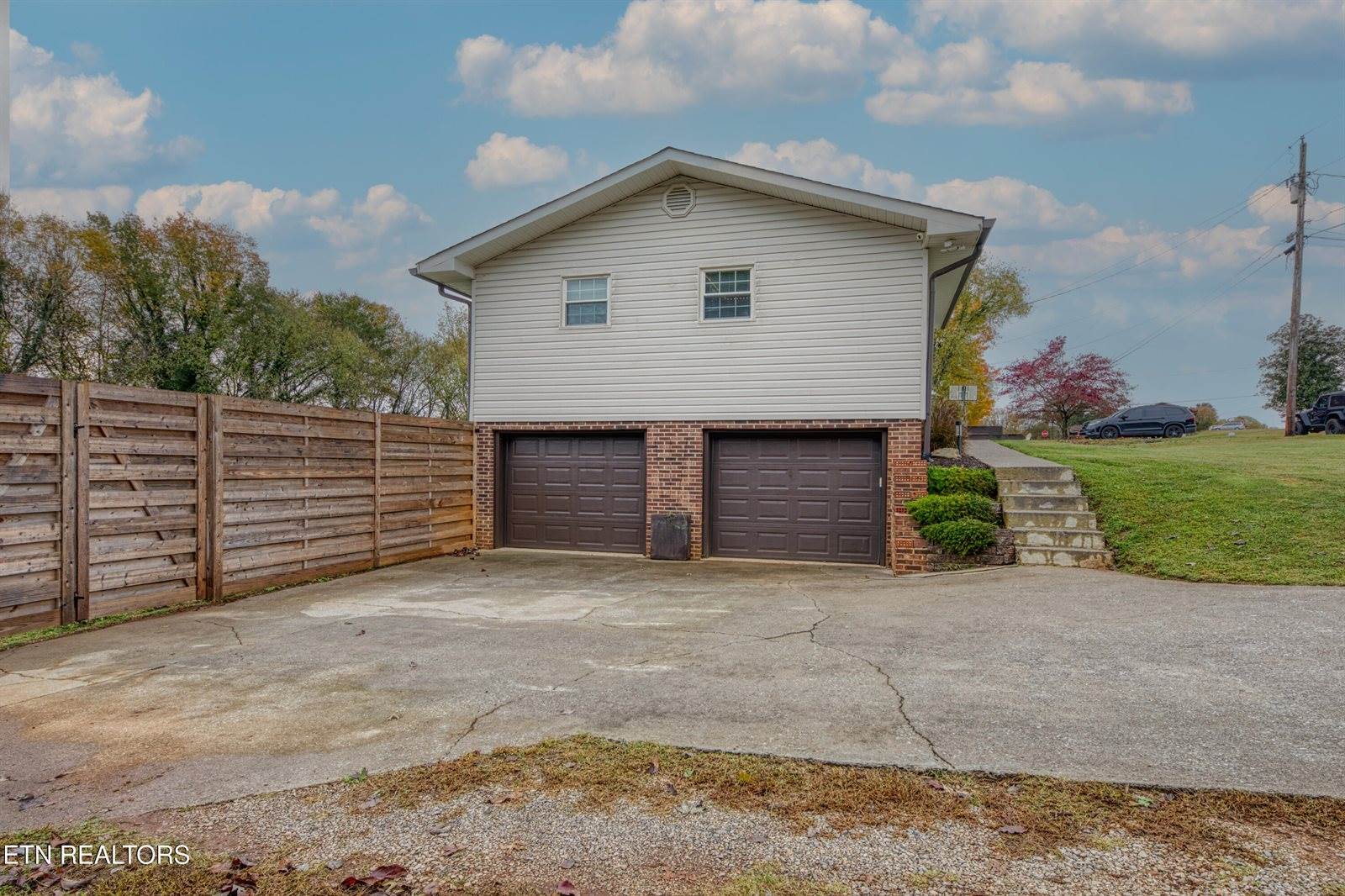 1735 Scott Drive, Louisville, TN 37777