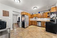 4610 North Ripley Street, Davenport, IA 52806