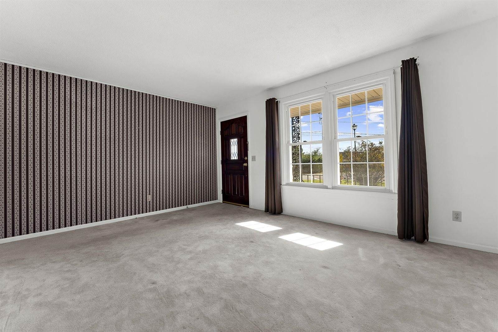 53 University Drive, Ladson, SC 29456