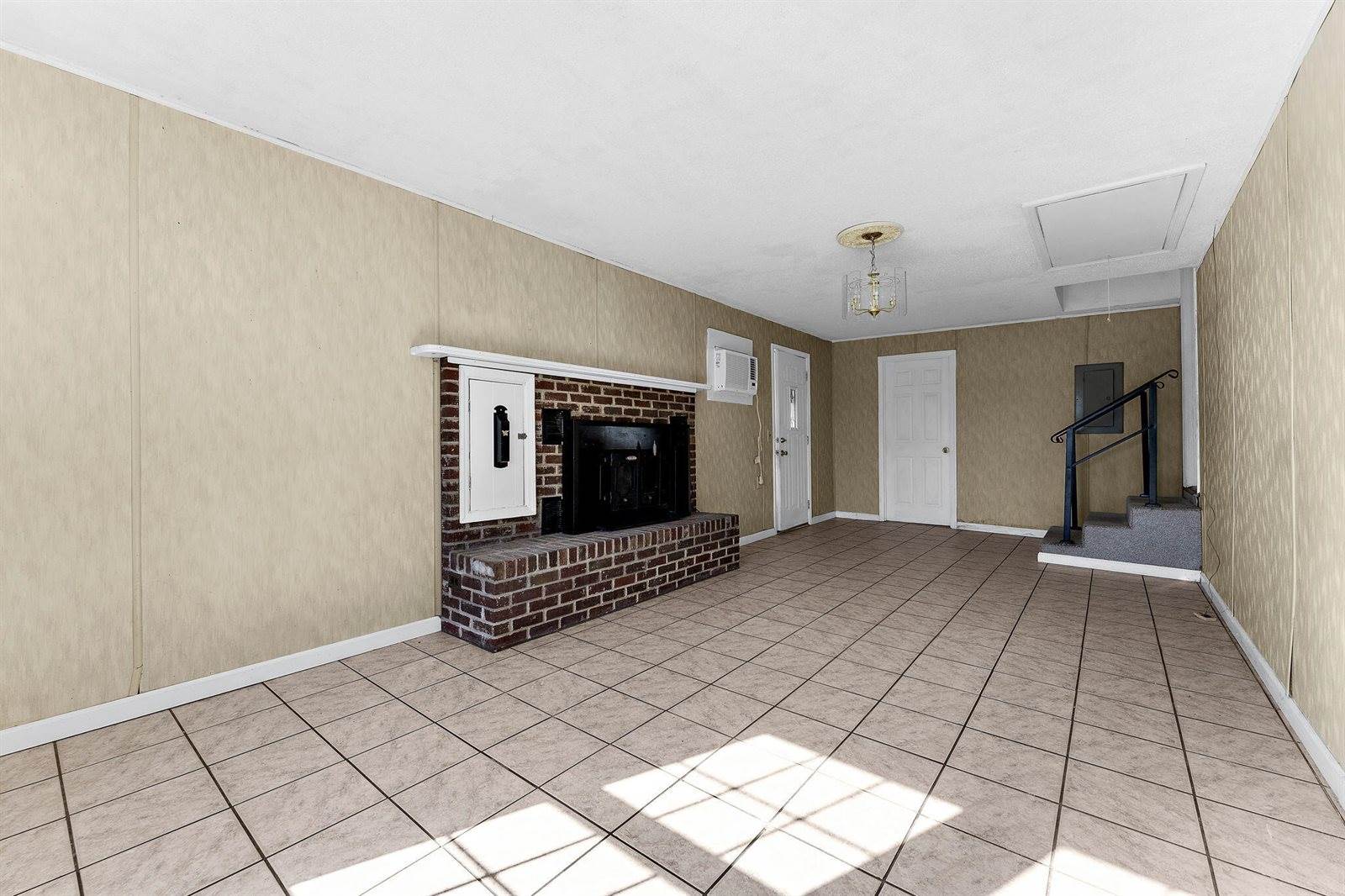 53 University Drive, Ladson, SC 29456