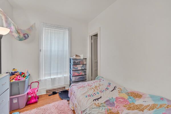 2105 Clarence Ave, Racine, WI 53405