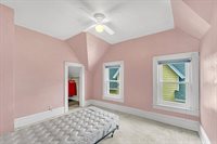 2105 Clarence Ave, Racine, WI 53405