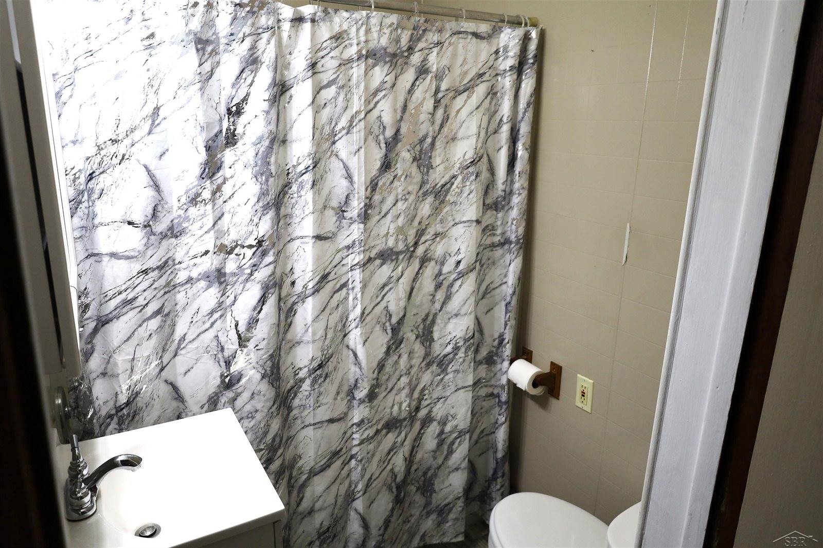 1261 Houlihan Road, Saginaw, MI 48601