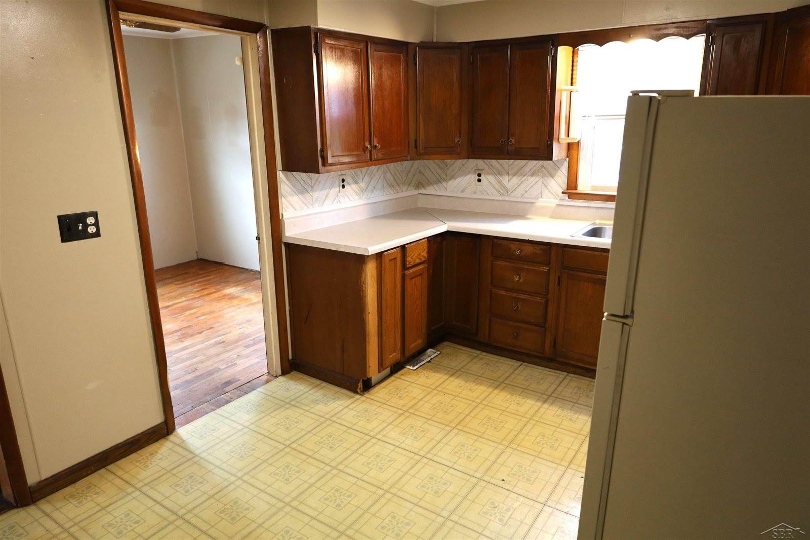 1261 Houlihan Road, Saginaw, MI 48601