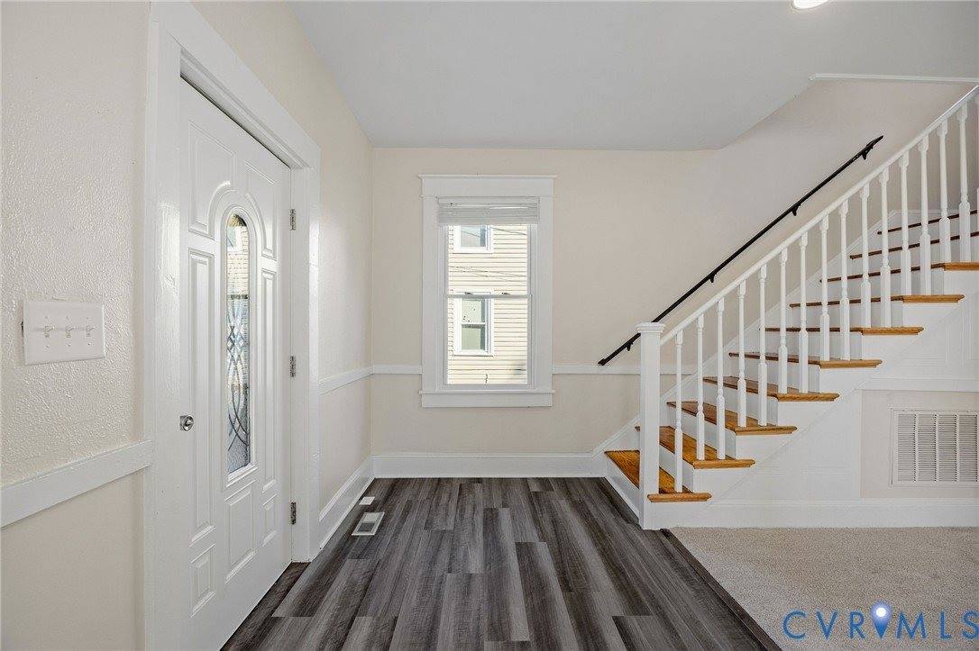 623 Colonial Avenue, Colonial Heights County, VA 23834