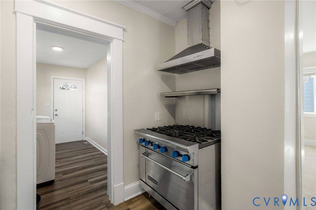 623 Colonial Avenue, Colonial Heights County, VA 23834