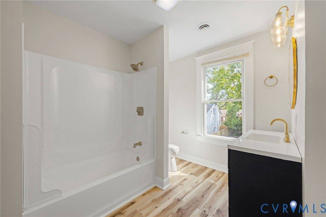 623 Colonial Avenue, Colonial Heights County, VA 23834