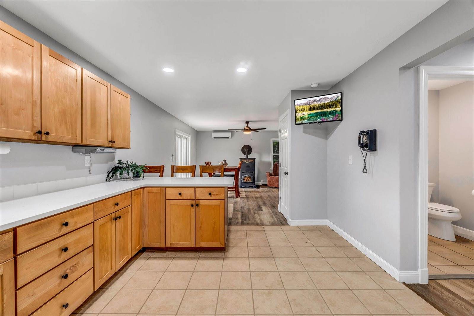 160 Baker Road, Winterport, ME 04496