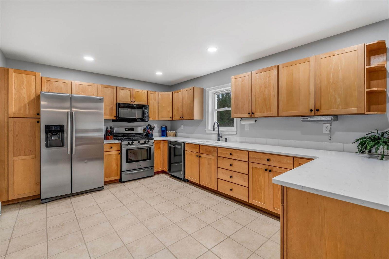 160 Baker Road, Winterport, ME 04496