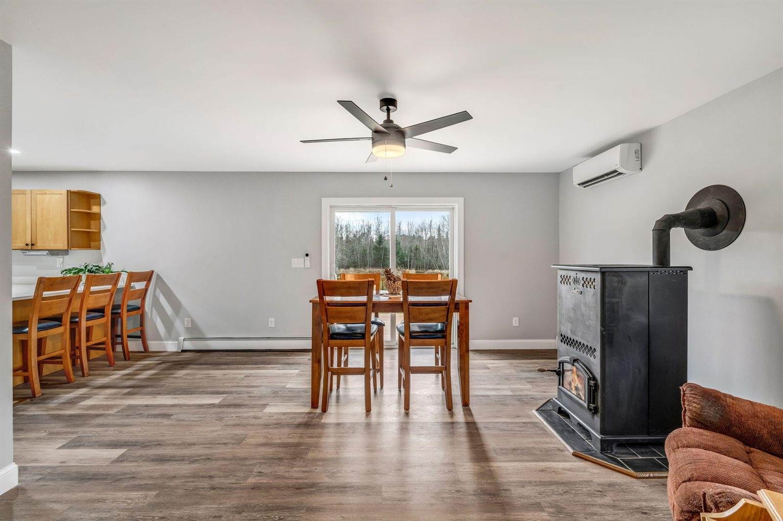 160 Baker Road, Winterport, ME 04496