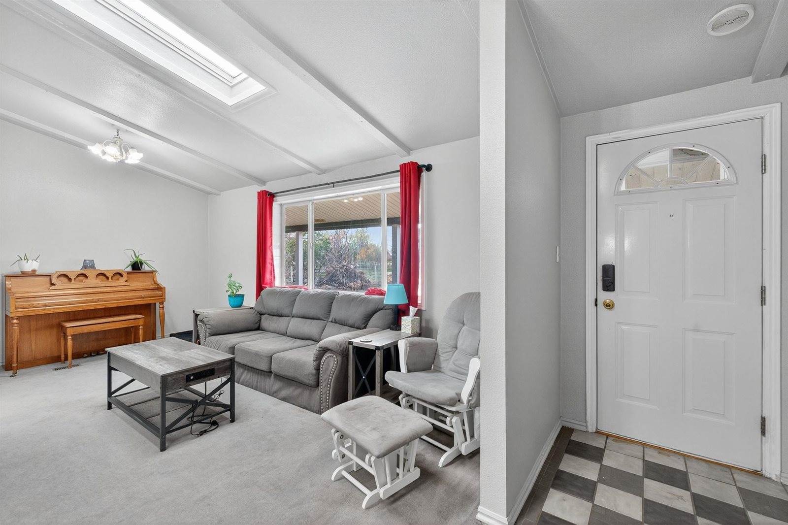 1459 W 400 S, Pingree, ID 83262