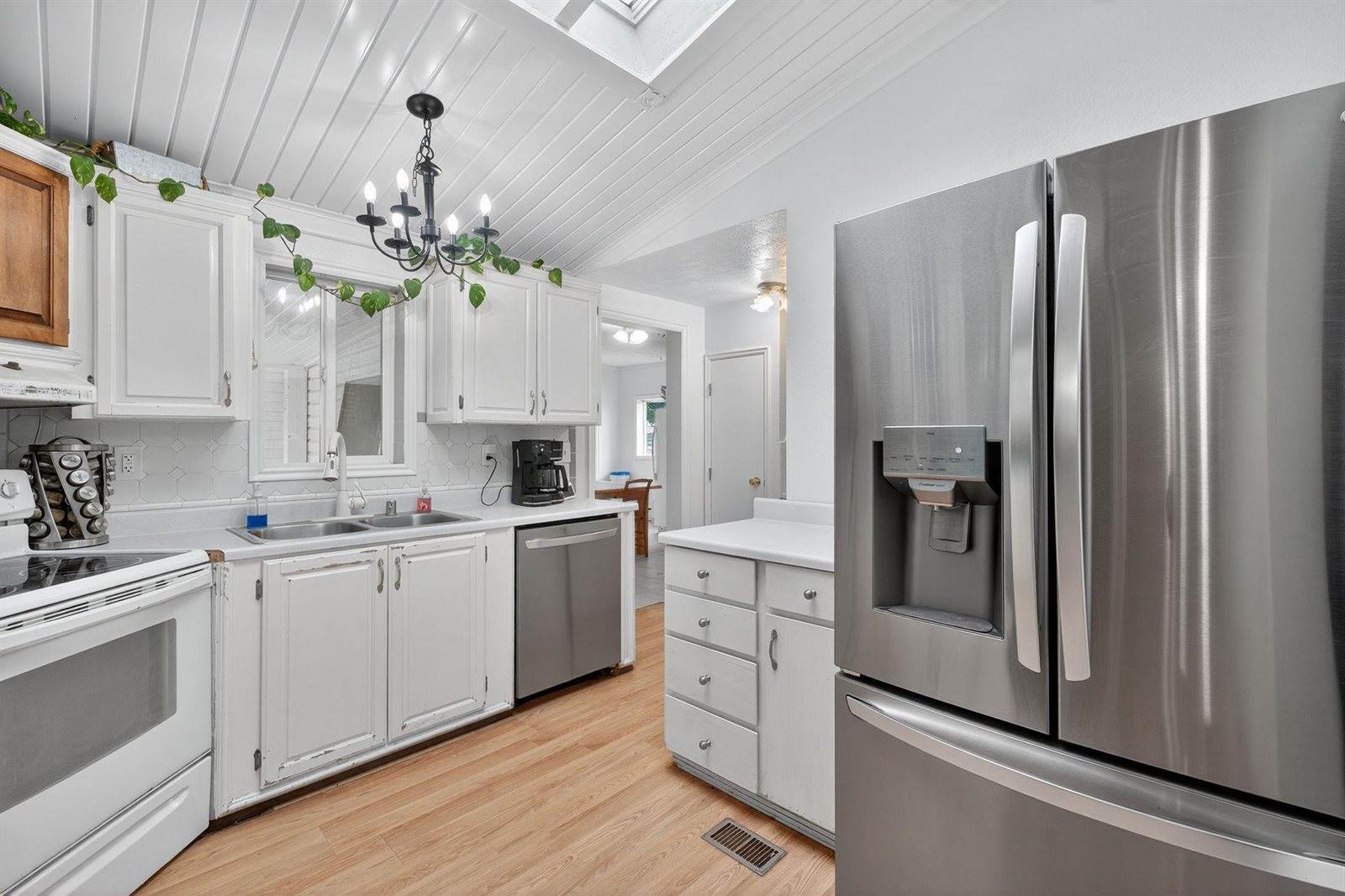 1459 W 400 S, Pingree, ID 83262