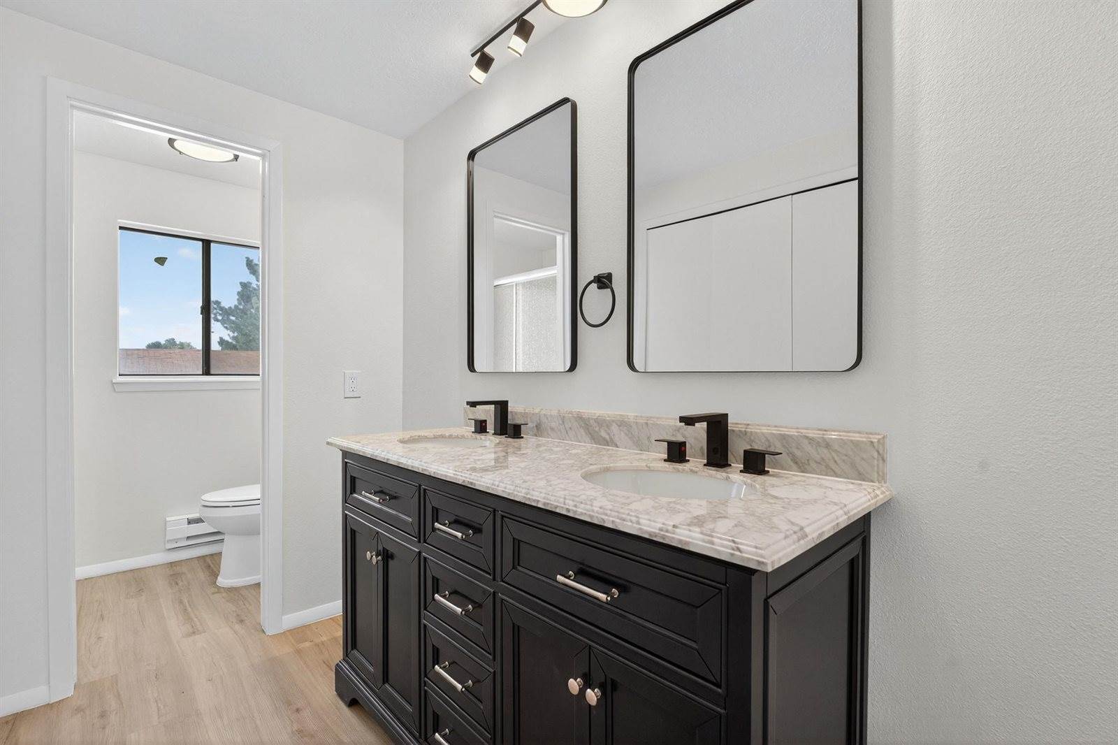 803 Eisenhower Street, American Falls, ID 83211